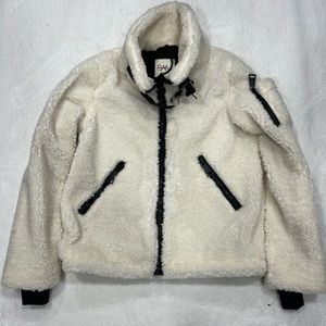 SAM. Denver Two-Tone Sherpa Jacket White Women’s Medium